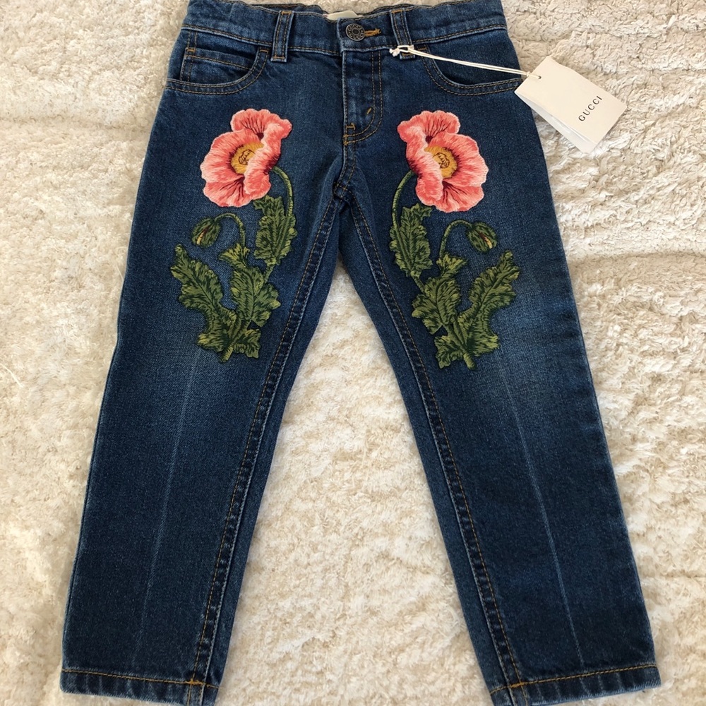 Girl’s Gucci embroidered floral denim jean. Size 4. New!